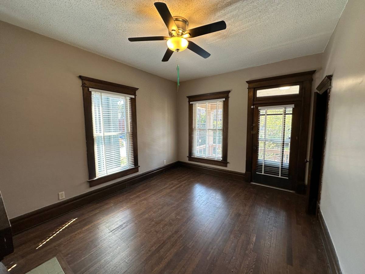 Apartment for rent at 182 W 1st Ave, Columbus, OH 43201