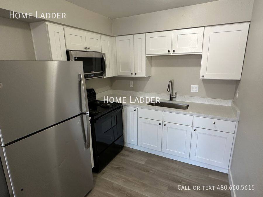 Apartment for rent at 2262 E Broadway Rd #B, Mesa, AZ 85204