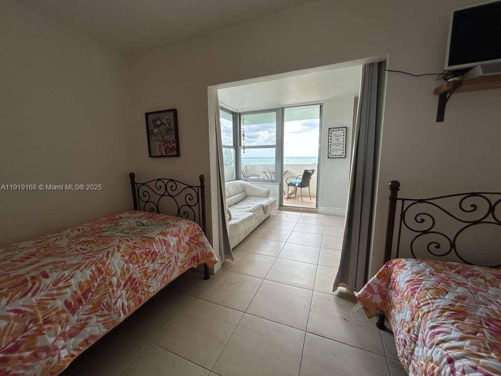 Apartment for rent at 2899 Collins Ave #625, Miami Beach, FL 33140