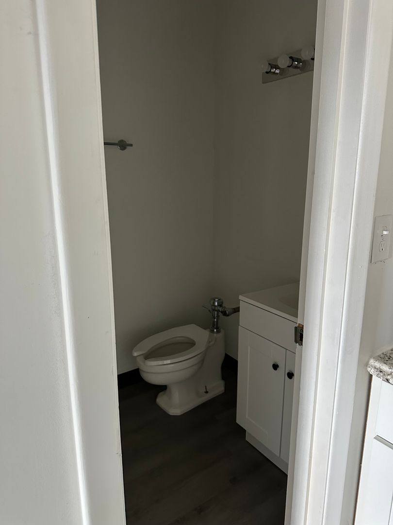 Apartment for rent at 15589 Lee Highway, Bristol, VA 24201