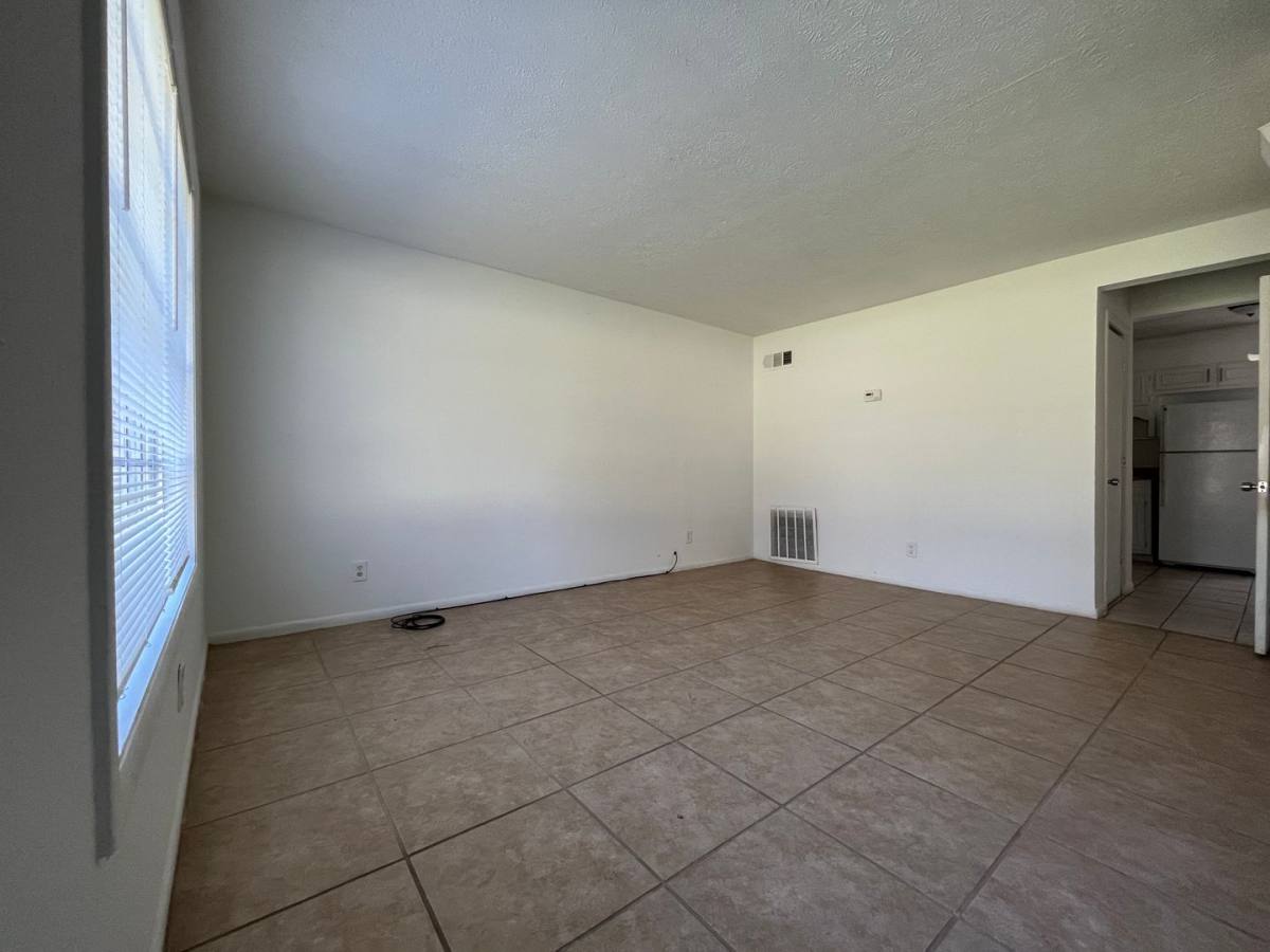 House for rent at 389 Mimosa Dr, Buford, GA 30518