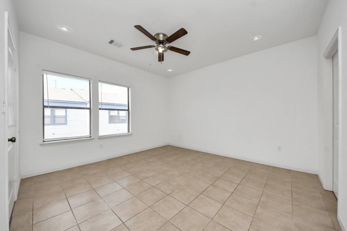 Townhouse for rent at 1803 Weeping Oaks #1803A, Pasadena, TX 77503