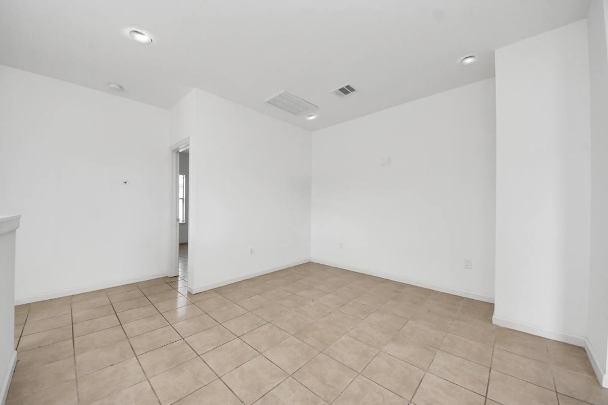 Townhouse for rent at 1803 Weeping Oaks #1803A, Pasadena, TX 77503