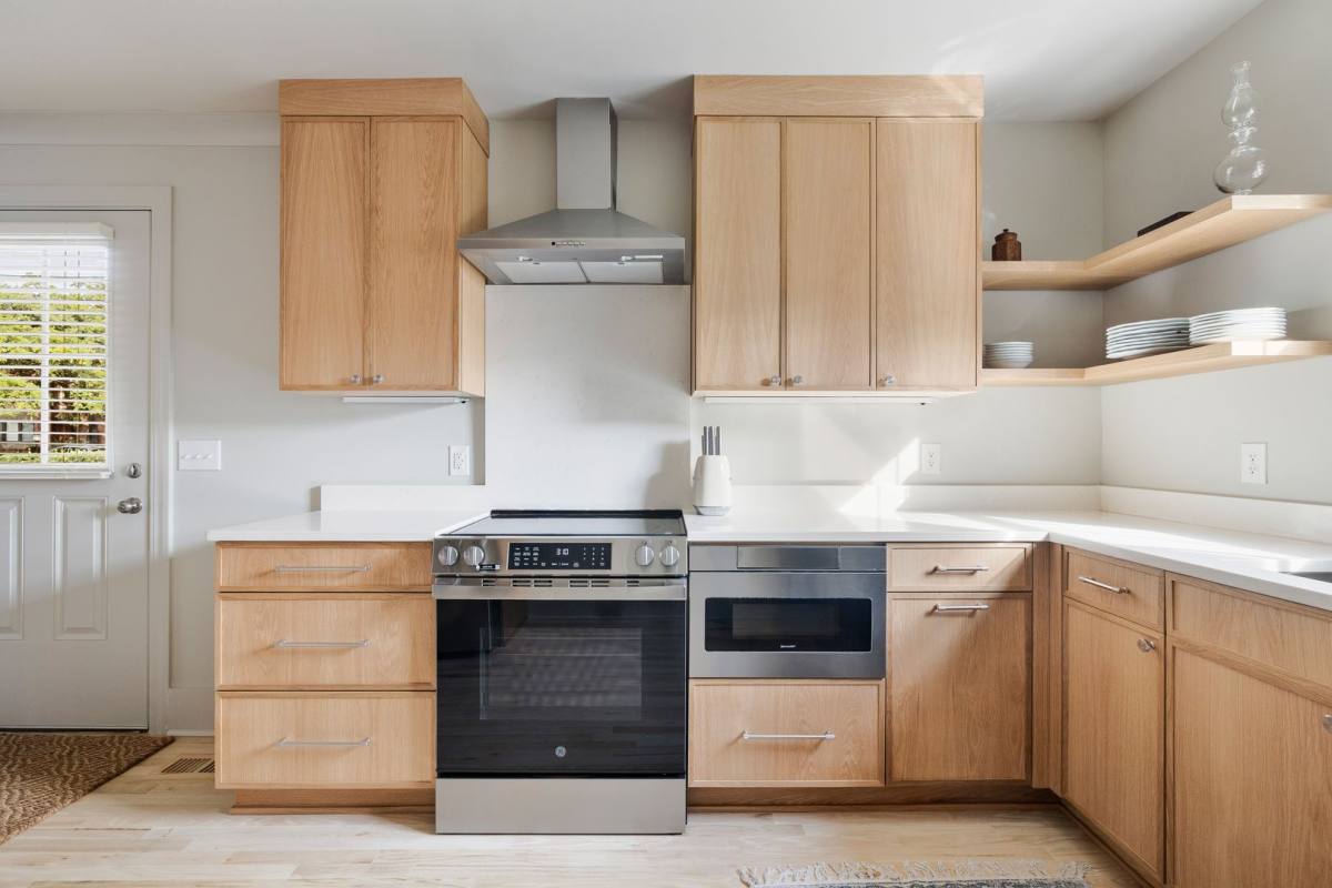 Apartment for rent at 189 Third Ave #A, Charleston, SC 29403