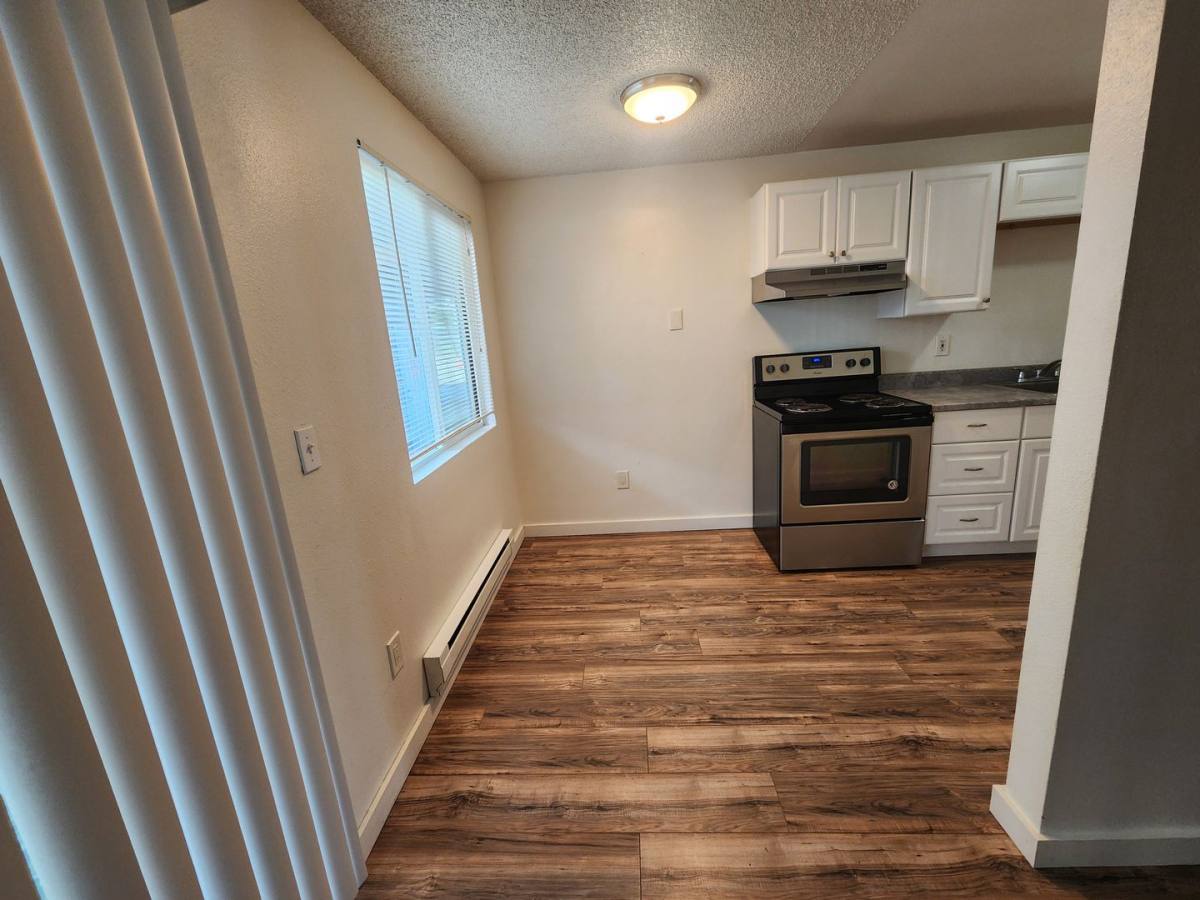 Apartment for rent at 14424 Union Ave SW, Lakewood, WA 98498