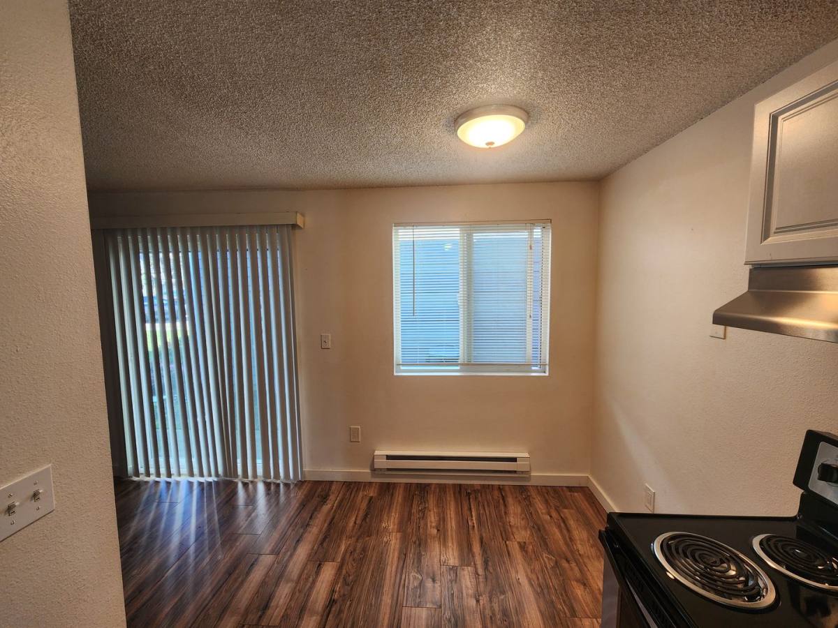 Apartment for rent at 14424 Union Ave SW, Lakewood, WA 98498