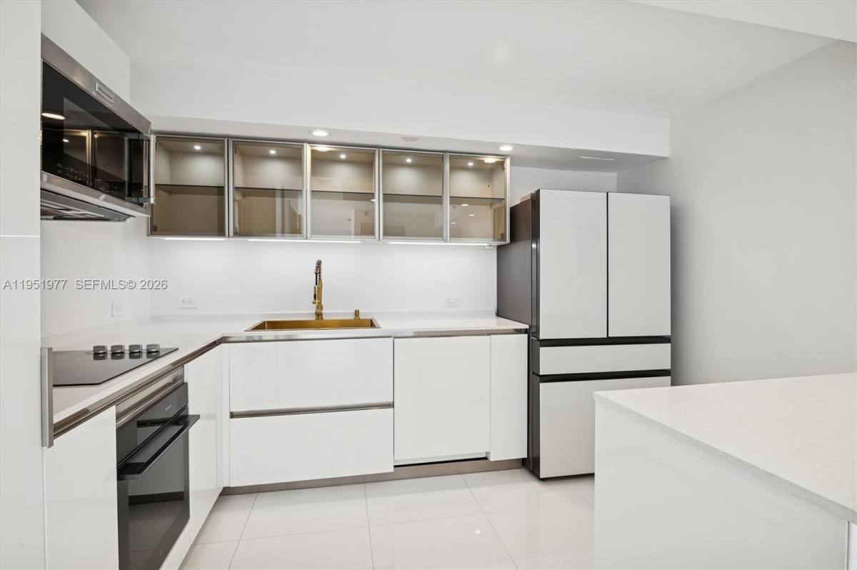 Condo for rent at 4000 Towerside Terrace #1704, Miami, FL 33138