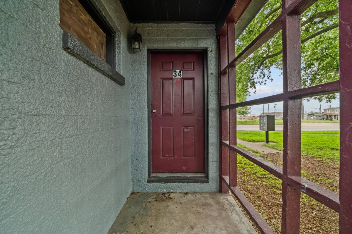 Apartment for rent at 814 3rd Ave N, Texas City, TX 77590