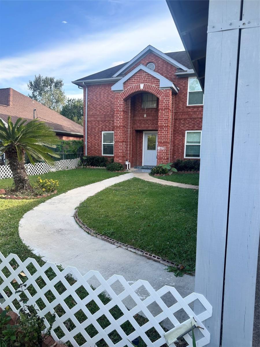 Apartment for rent at 8340 Folkstone Lane, Houston, TX 77075