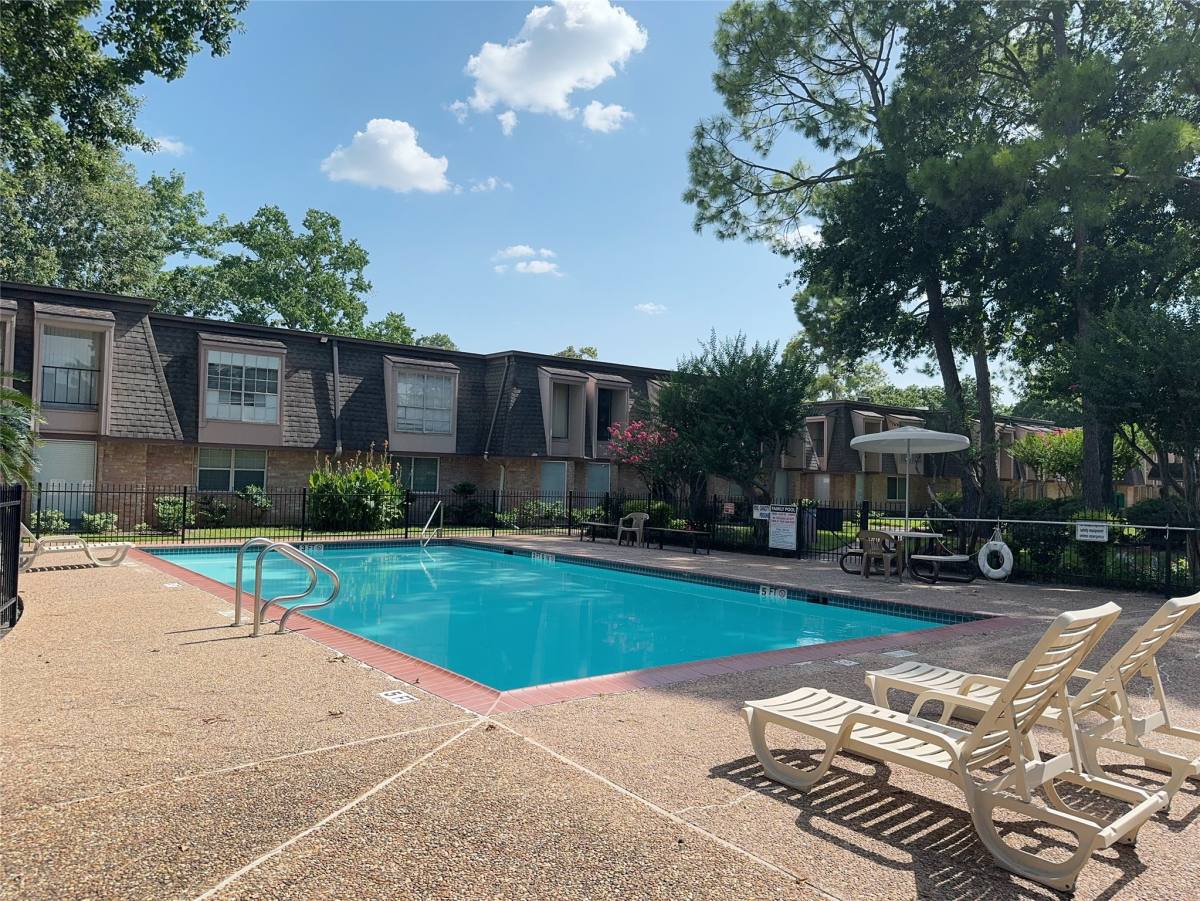 Condo for rent at 12633 Memorial Dr #74, Houston, TX 77024