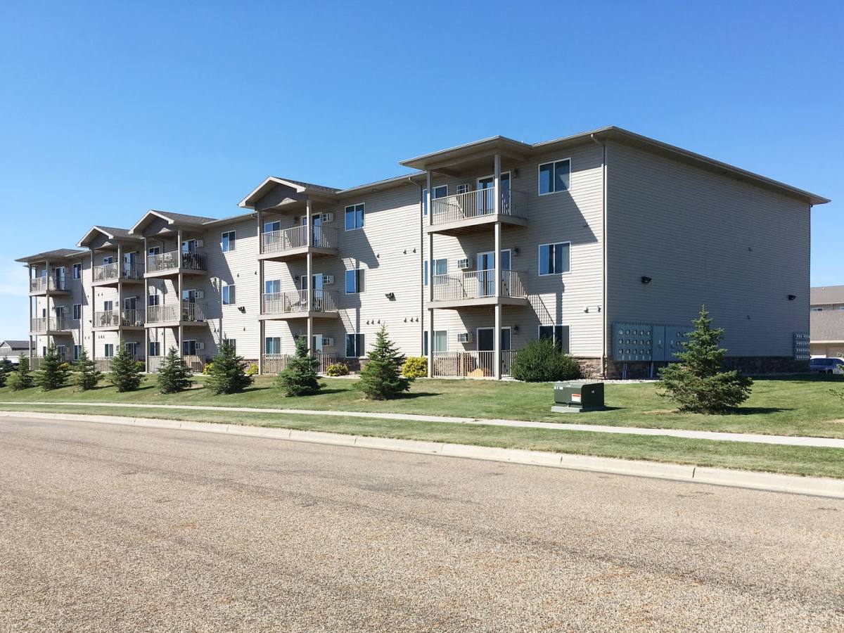 Apartment for rent at 2200 33rd St NW, Minot, ND 58703