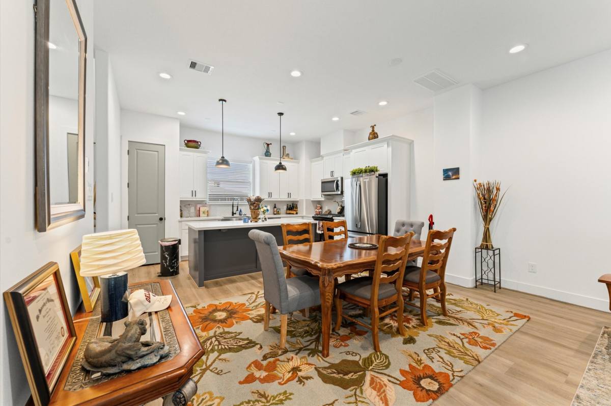 Apartment for rent at 2311 Eagle St, Houston, TX 77004