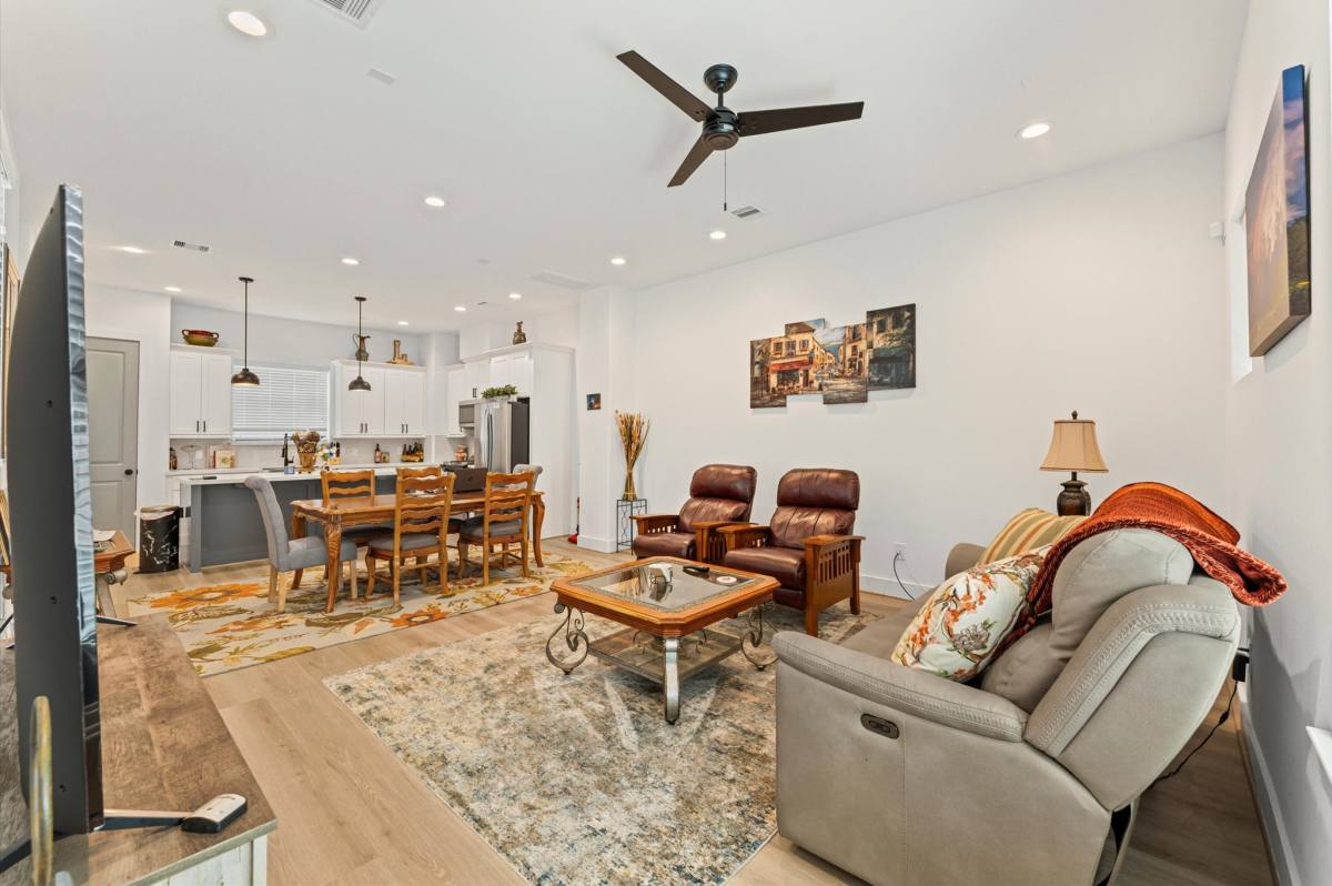 Apartment for rent at 2311 Eagle St, Houston, TX 77004