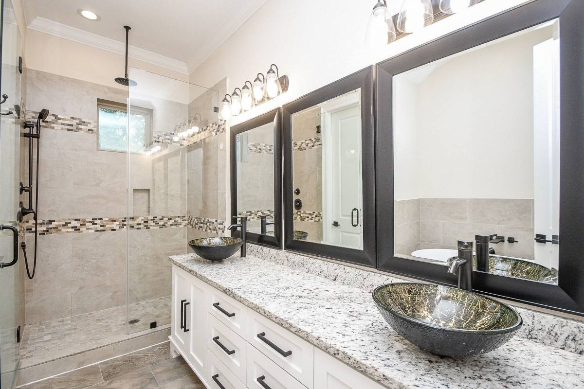 Townhouse for rent at 710 Stanford St #710B, Houston, TX 77019
