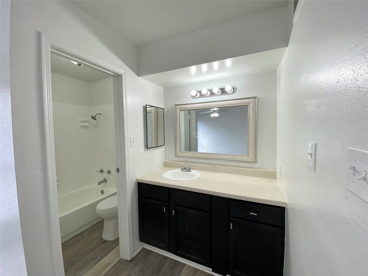 Apartment for rent at 7200 W T C Jester Blvd #2502, Houston, TX 77088