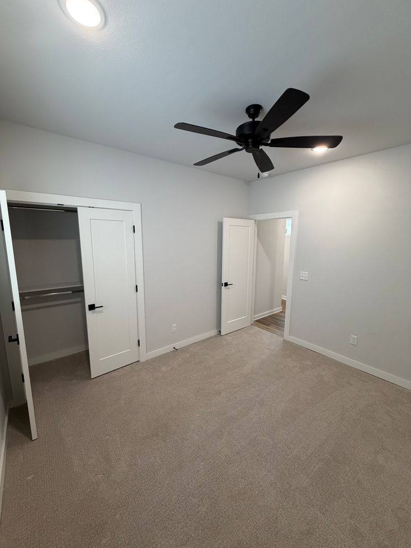 Townhouse for rent at 513 W Dallas St, Broken Arrow, OK 74012