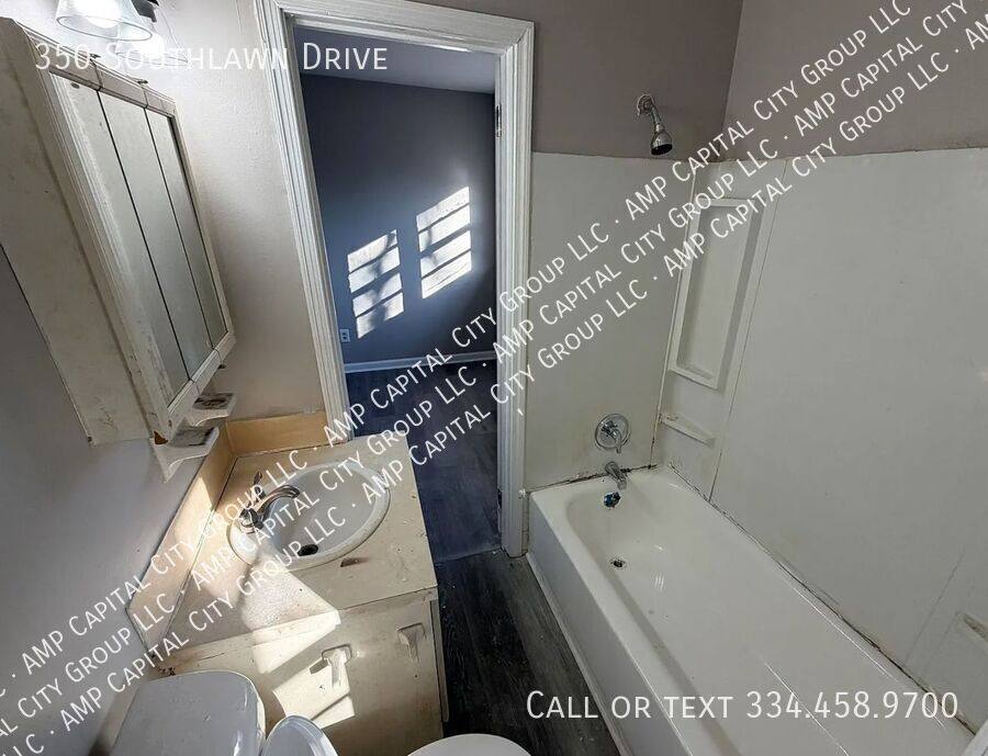 House for rent at 350 Southlawn Dr, Montgomery, AL 36108