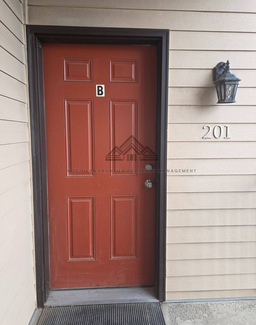 Apartment for rent at 1410 S College Ave, College Place, WA 99324