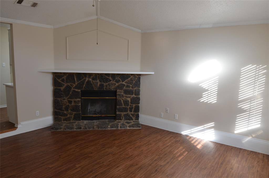 Apartment for rent at 7 States Ave #7, Midlothian, TX 76065