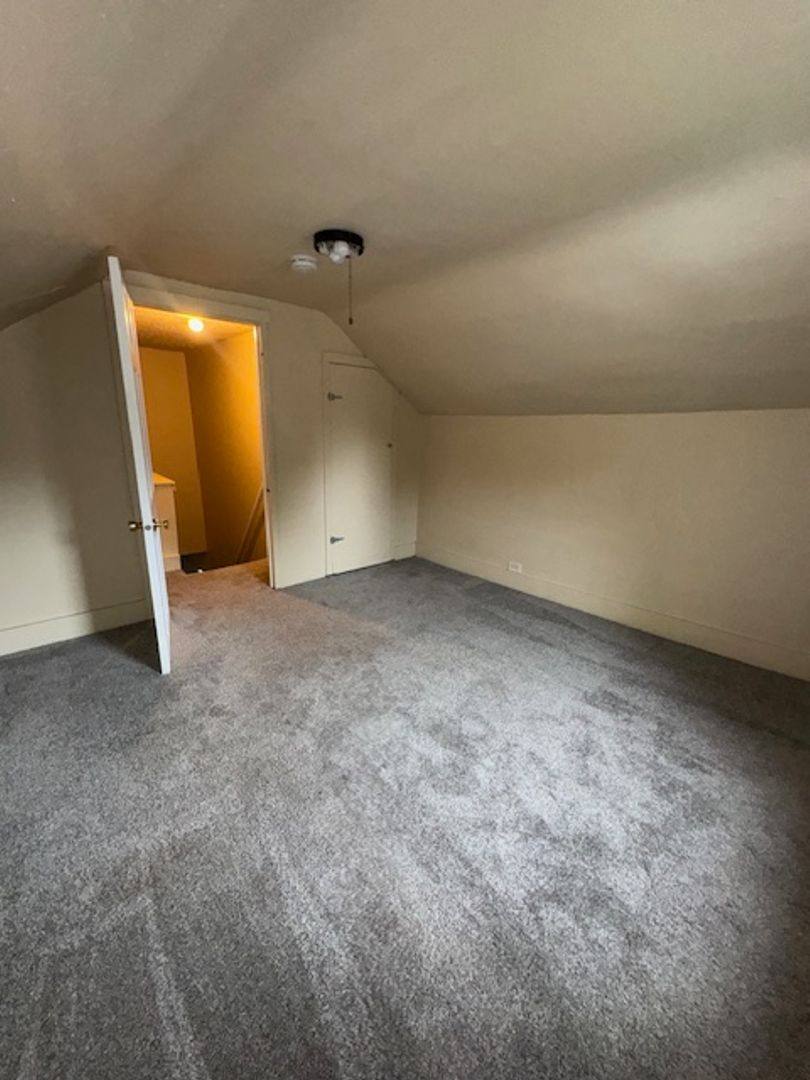 House for rent at 1528 W 10th St, Sioux Falls, SD 57104