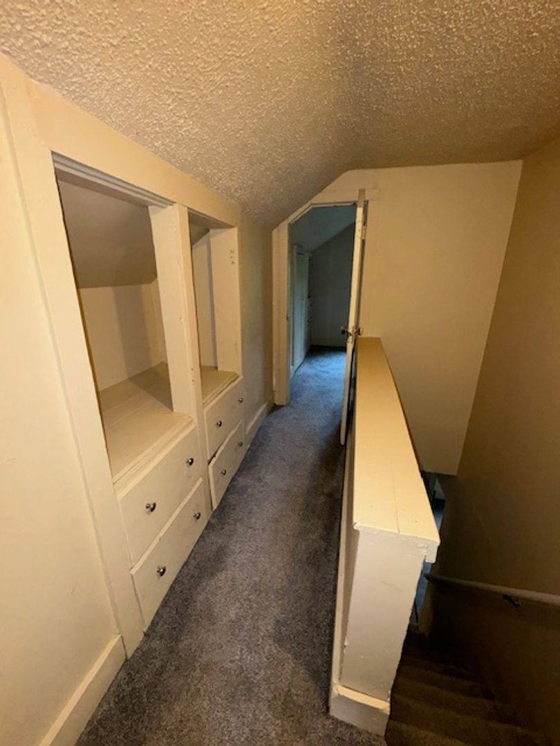 House for rent at 1528 W 10th St, Sioux Falls, SD 57104