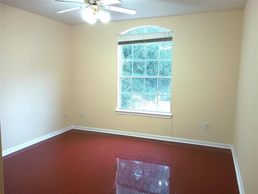 Apartment for rent at 14810 Horse Creek Lane, Sugar Land, TX 77498