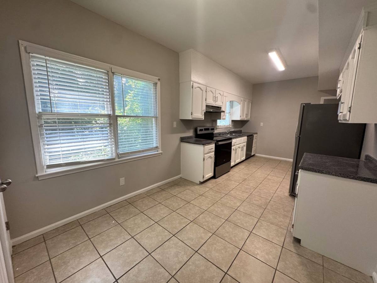 House for rent at 620 Pinecrest Dr, Athens, GA 30605