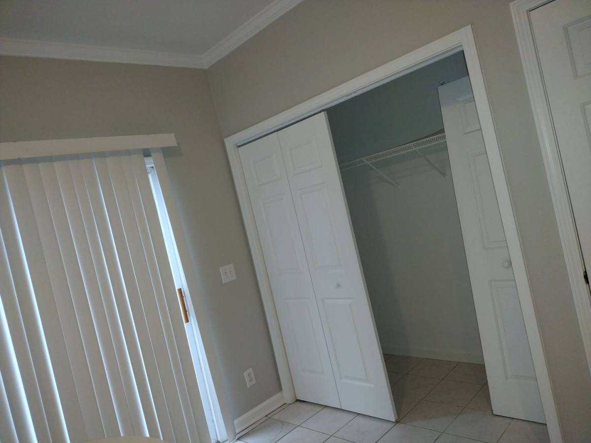 Townhouse for rent at 202 Cemetery Ave, Gallatin, TN 37066