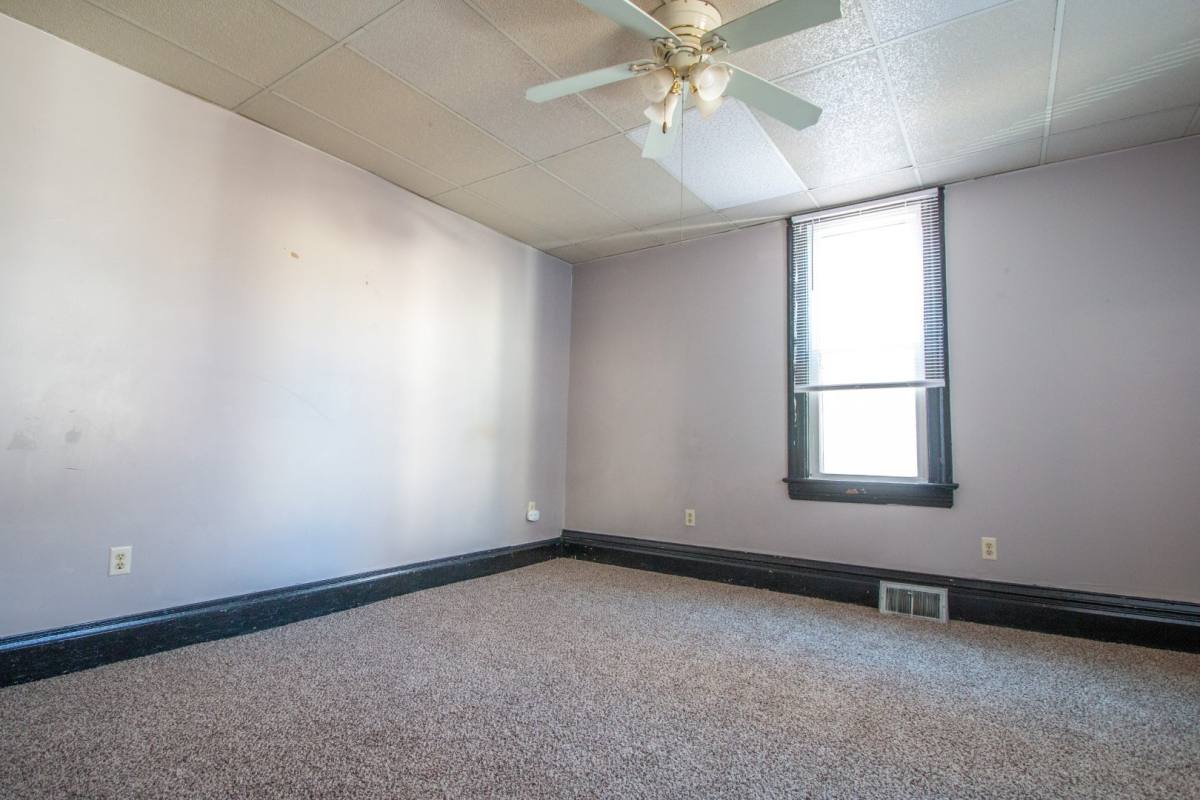 Apartment for rent at 454 Pine St, Morgantown, WV 26505