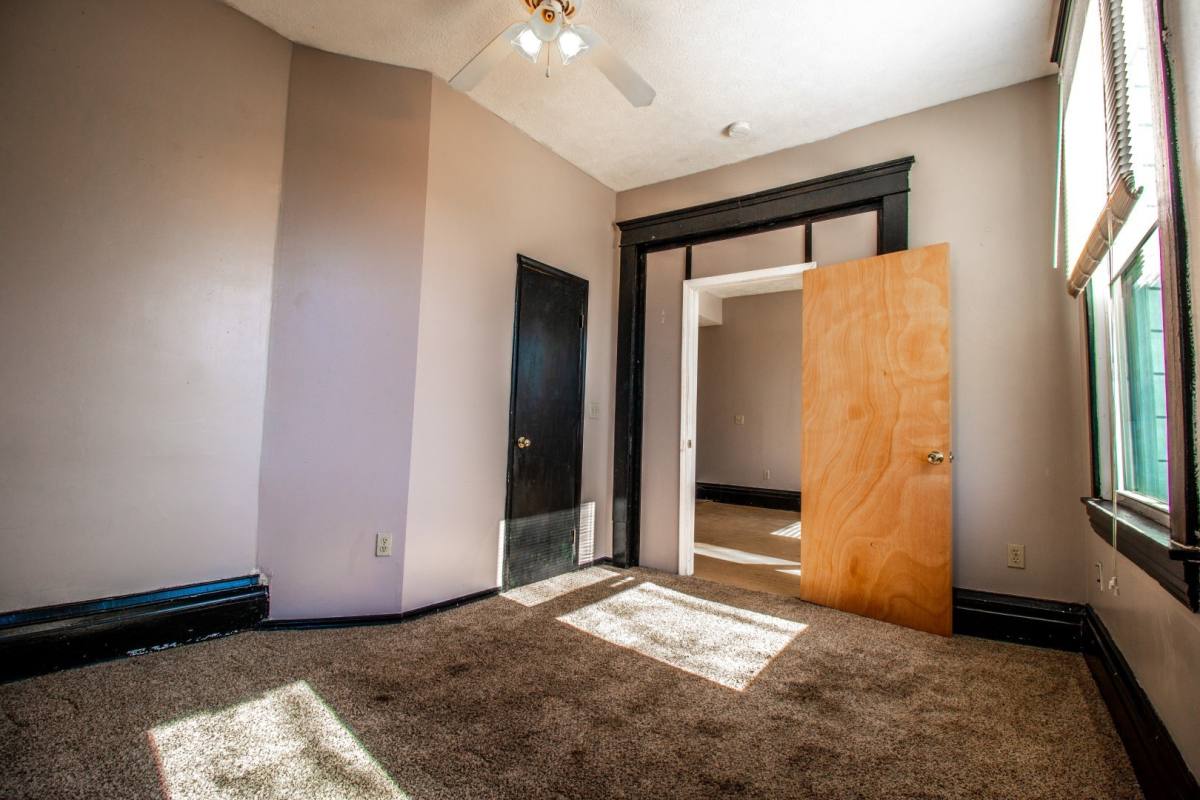 Apartment for rent at 454 Pine St, Morgantown, WV 26505