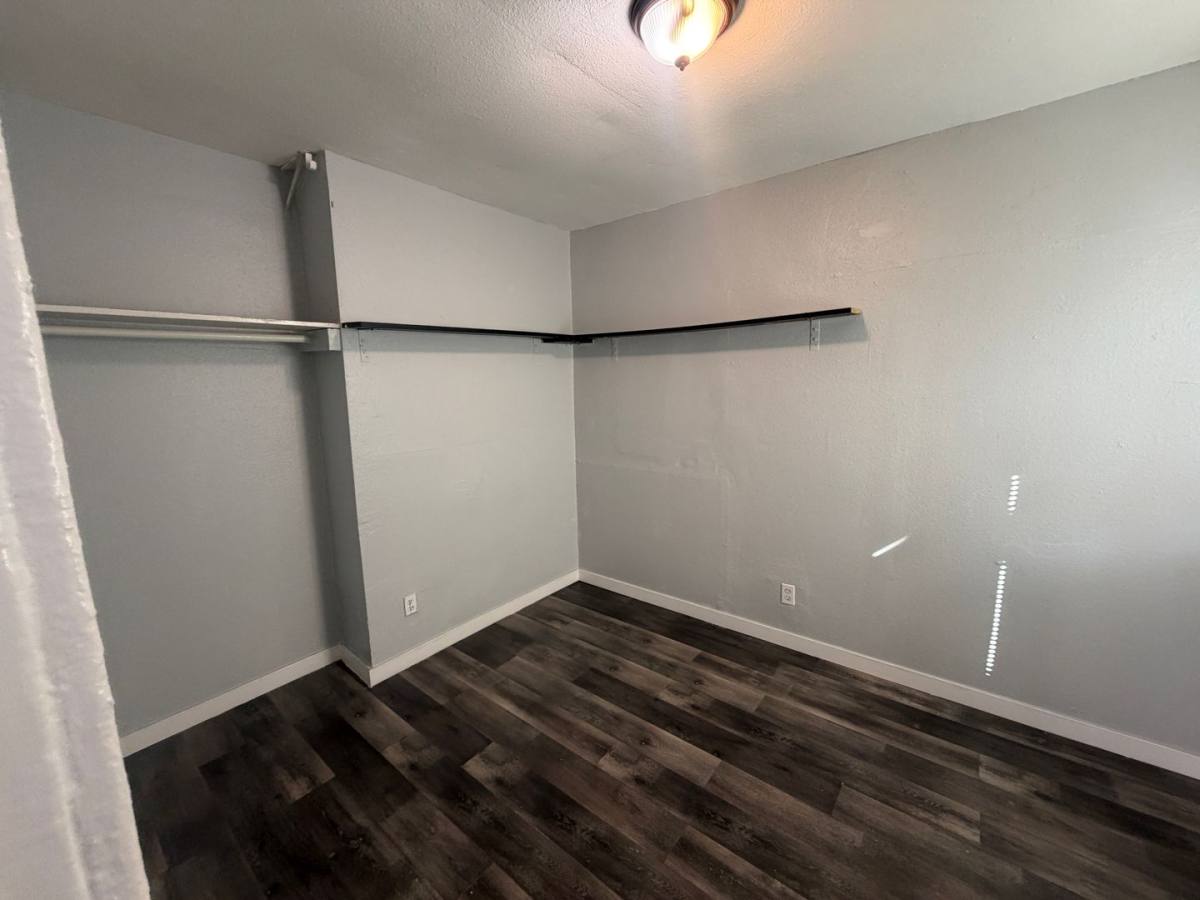 Apartment for rent at 1128 Raymond Ave, Long Beach, CA 90804