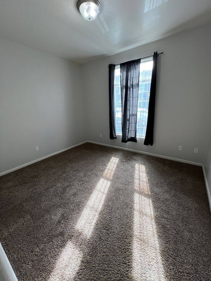Apartment for rent at 1920 Monte Vista Dr, Rapid City, SD 57702
