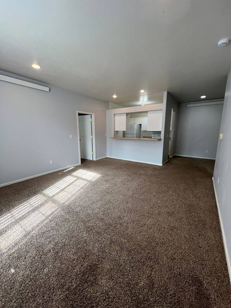 Apartment for rent at 1920 Monte Vista Dr, Rapid City, SD 57702