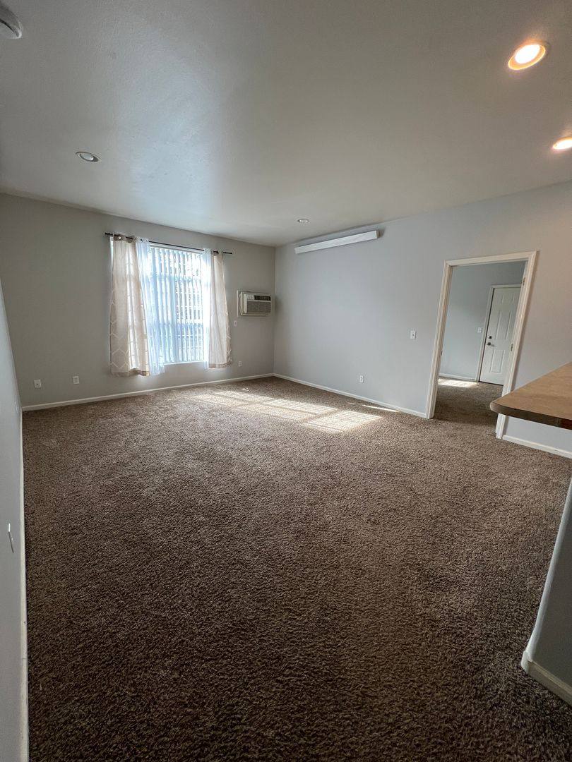 Apartment for rent at 1920 Monte Vista Dr, Rapid City, SD 57702