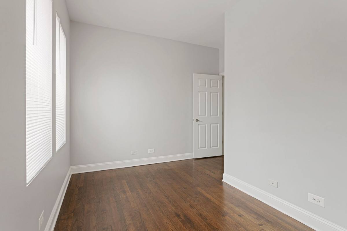 Apartment for rent at 7526-7530 N Seeley Ave, Chicago, IL 60645