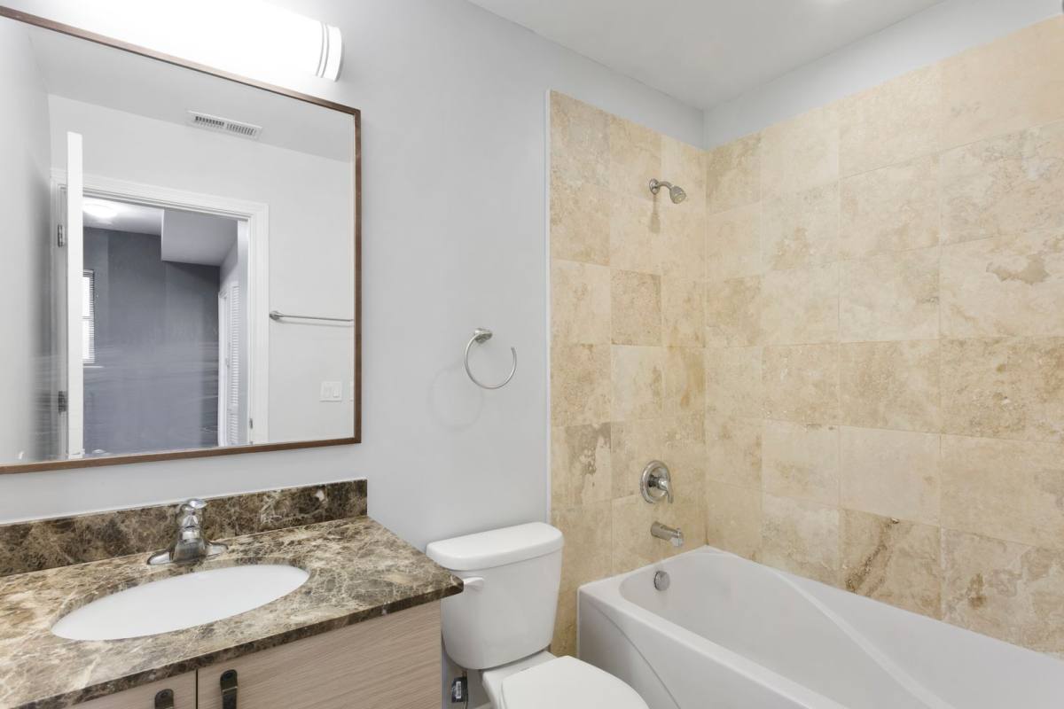 Apartment for rent at 7526-7530 N Seeley Ave, Chicago, IL 60645