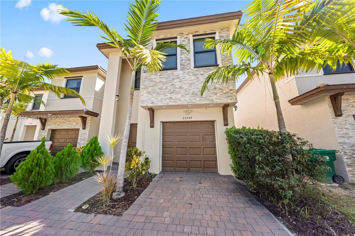 Apartment for rent at 25557 SW 109th Ave, Homestead, FL 33032