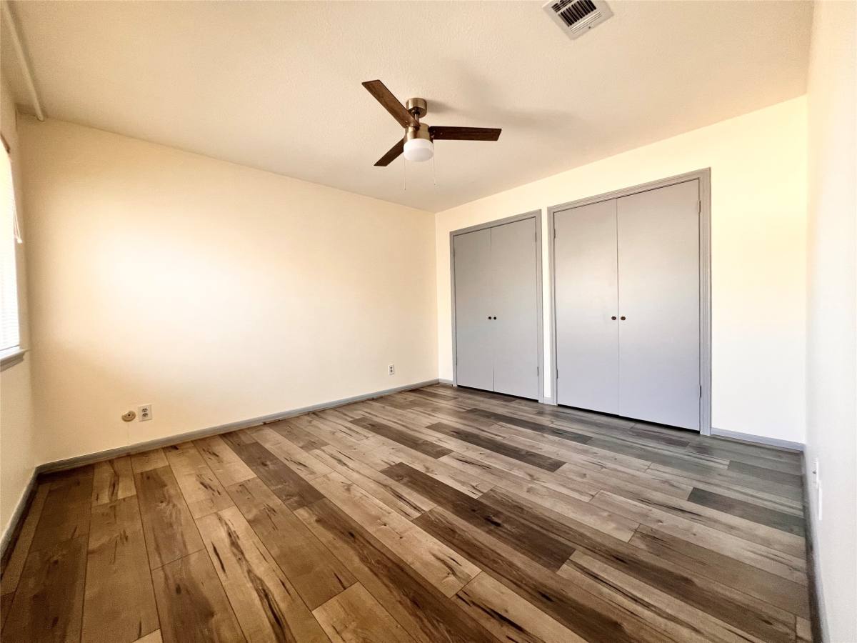 Townhouse for rent at 727 Bunker Hill Rd #92, Houston, TX 77024