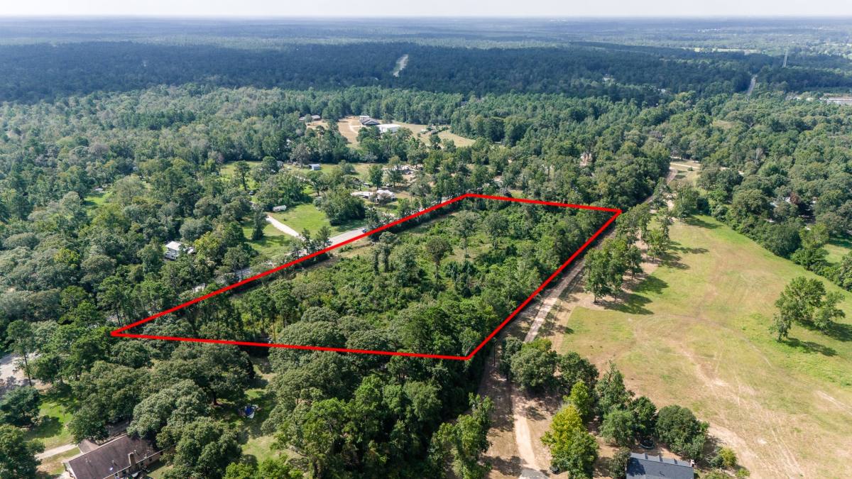 Apartment for rent at 17171 Farm To Market #1097, Willis, TX 77378
