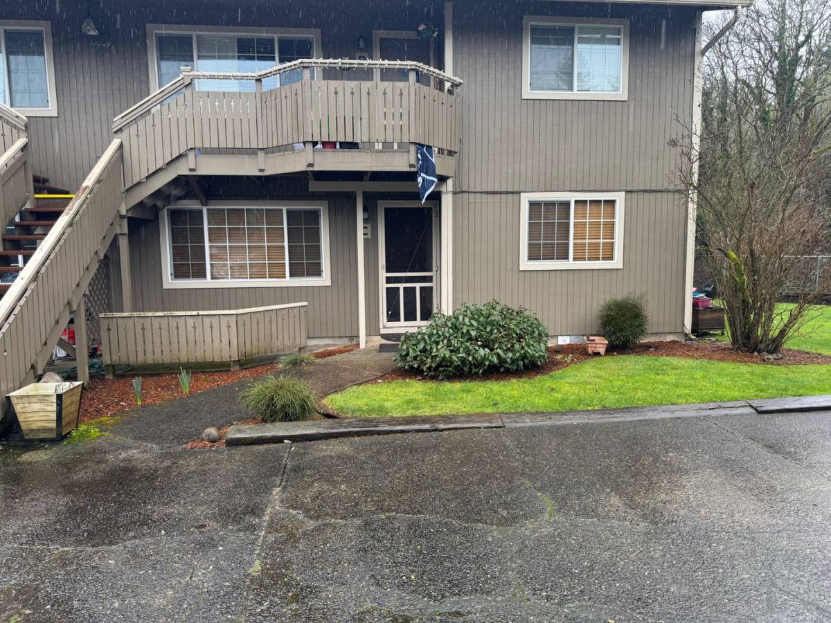 Apartment for rent at 10809 NE 48th Circle, Vancouver, WA 98682