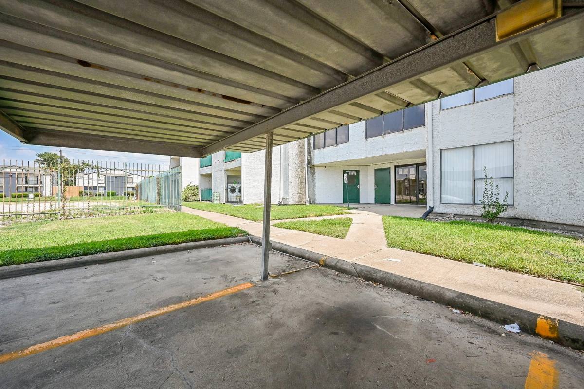 Condo for rent at 2826 S Bartell Dr #37, Houston, TX 77054