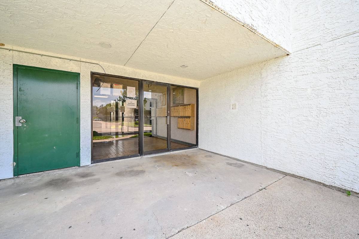 Condo for rent at 2826 S Bartell Dr #37, Houston, TX 77054