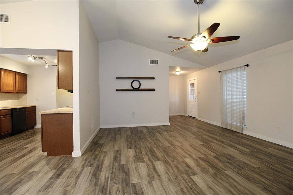 Apartment for rent at 5309 Buckner Dr, Flower Mound, TX 75028