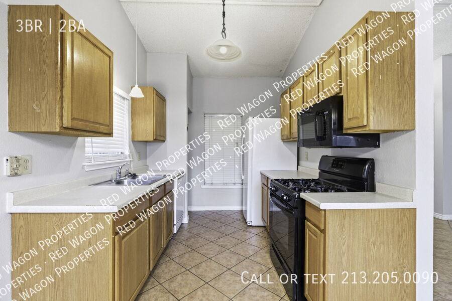 House for rent at 9439 Charter Point, San Antonio, TX 78250