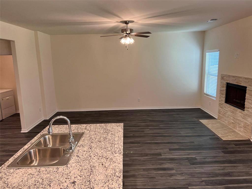 Apartment for rent at 716 E 5th St #716, Bonham, TX 75418