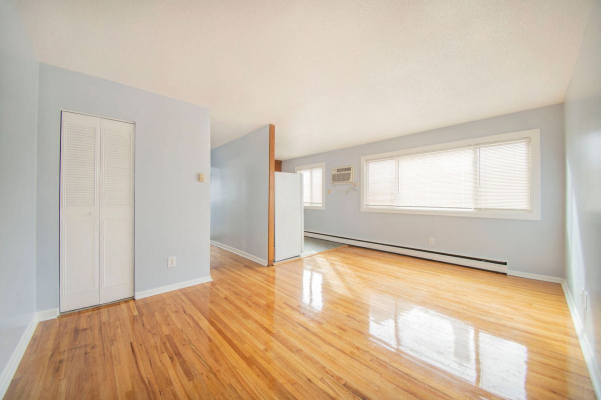 Apartment for rent at 350 26th Ave NE, Minneapolis, MN 55418