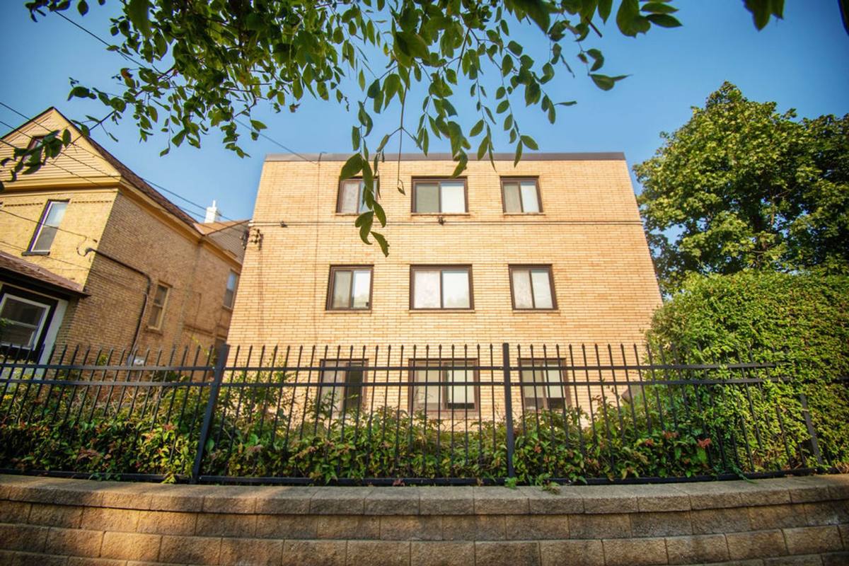 Apartment for rent at 350 26th Ave NE, Minneapolis, MN 55418