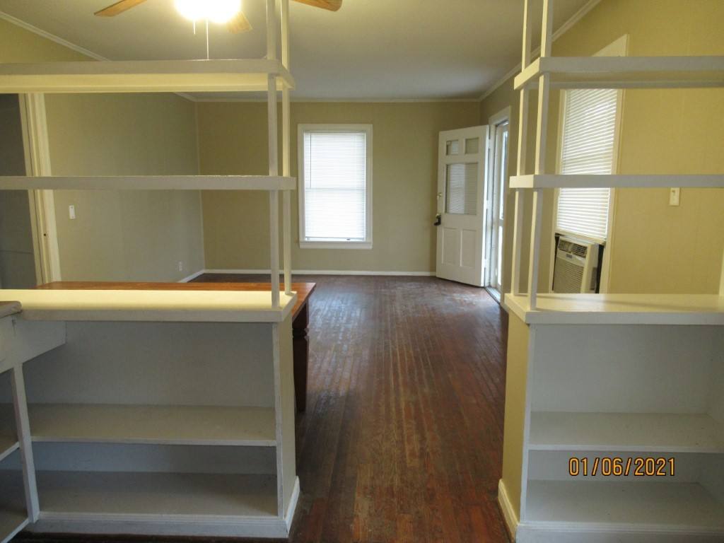 Apartment for rent at 318 Circle Way St #318, Lake Jackson, TX 77566