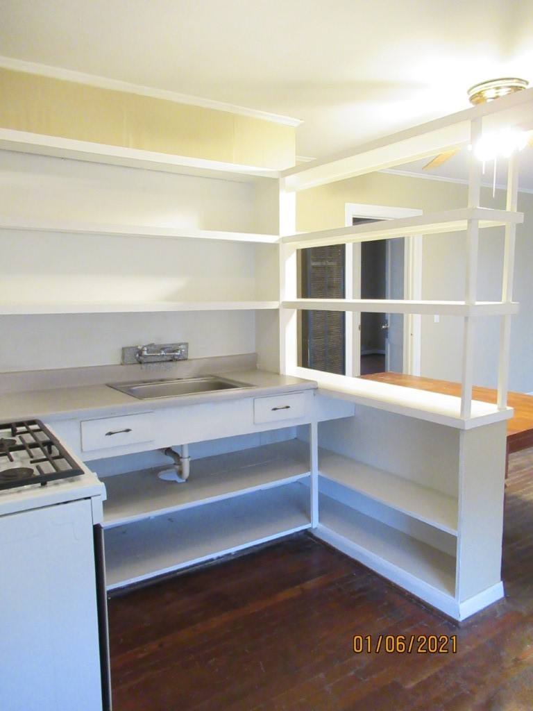 Apartment for rent at 318 Circle Way St #318, Lake Jackson, TX 77566