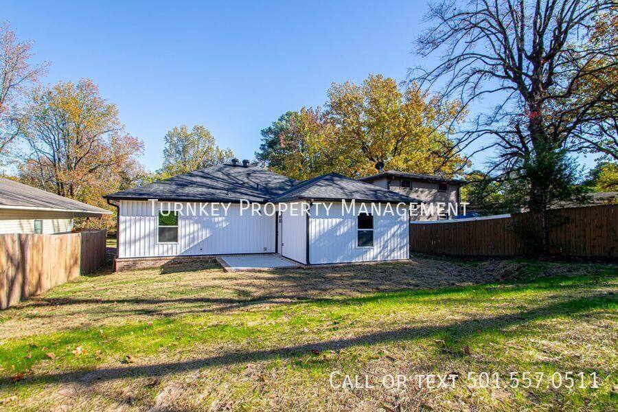 House for rent at 4108 Longcoy St, Little Rock, AR 72204